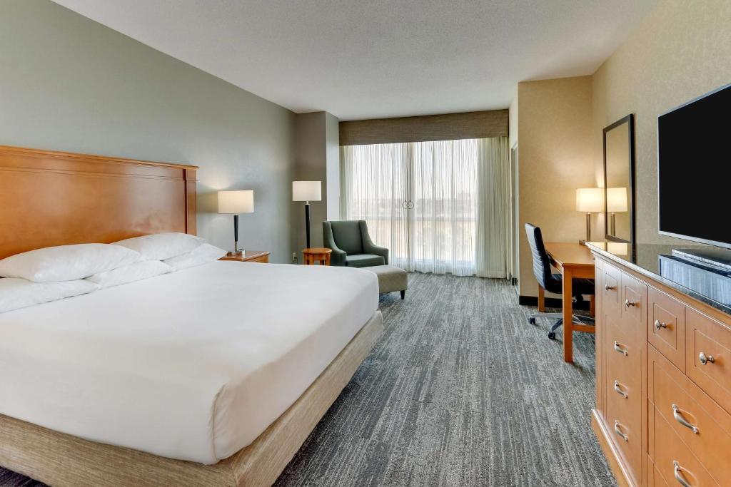 Drury Inn & Suites Orlando near Universal Orlando Resort Hotels orlando international drive